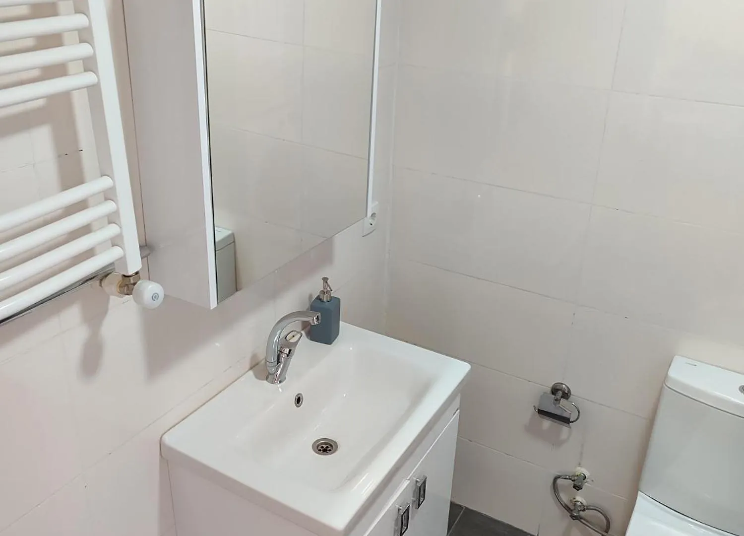 Двухкомнатная Кватира С Видом На Горы Batumi Apartment